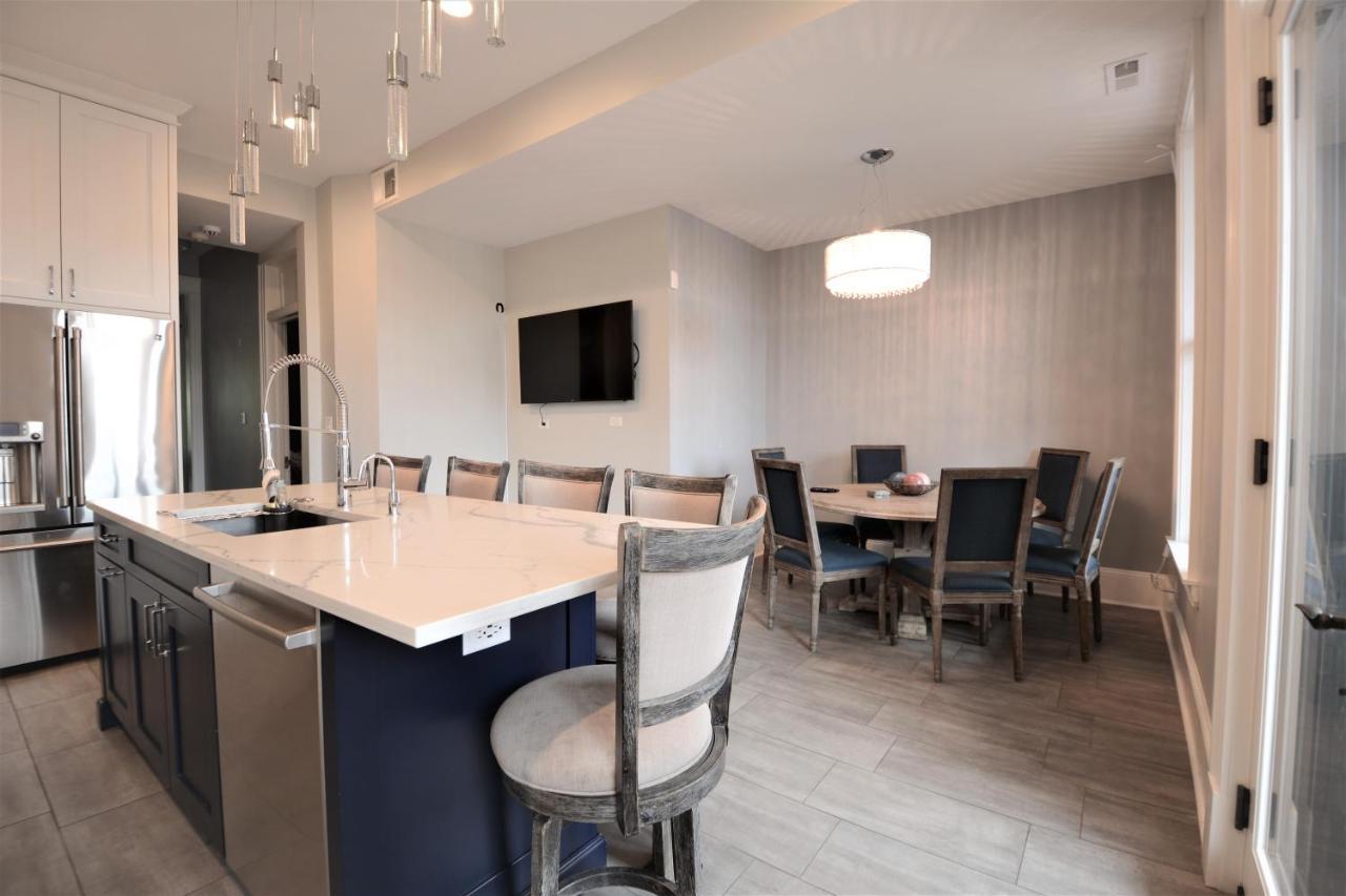 Penthouse Level, Stunning Wrigley Stay Chicago Exteriör bild